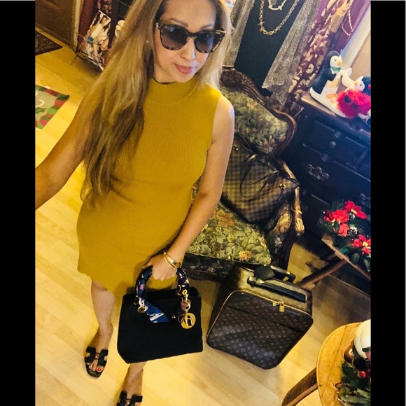 Preloved authentic Dior Mini - Picture 2 of 8